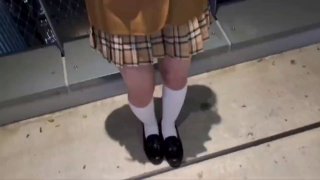 小清新正妹主播自慰棒插逼逼~往下一看白虎逼逼更吸引人~